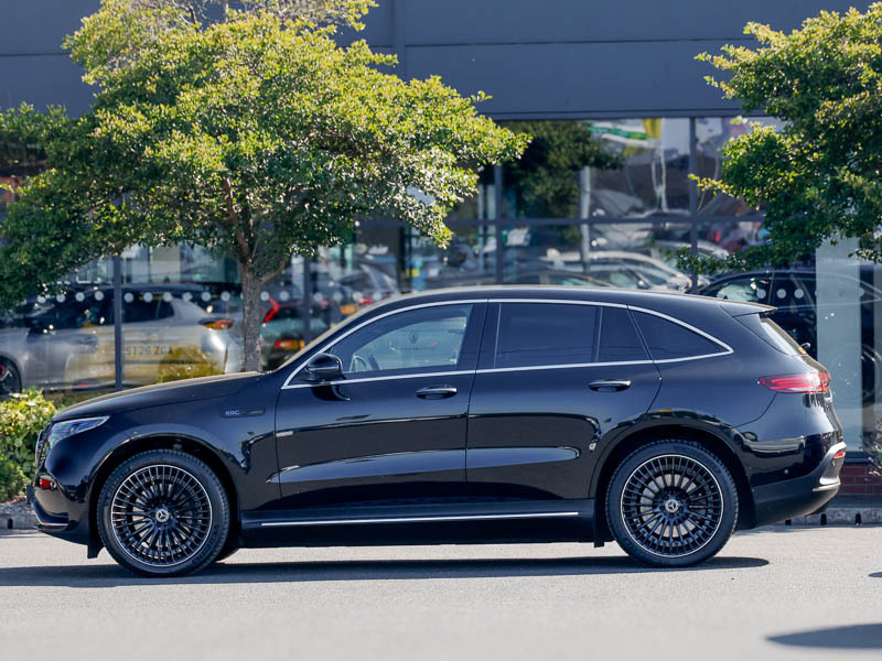 Mercedes-Benz EQC Eqc 400 300Kw Amg Line Premium Plus 80Kwh ST23JUV Black #4