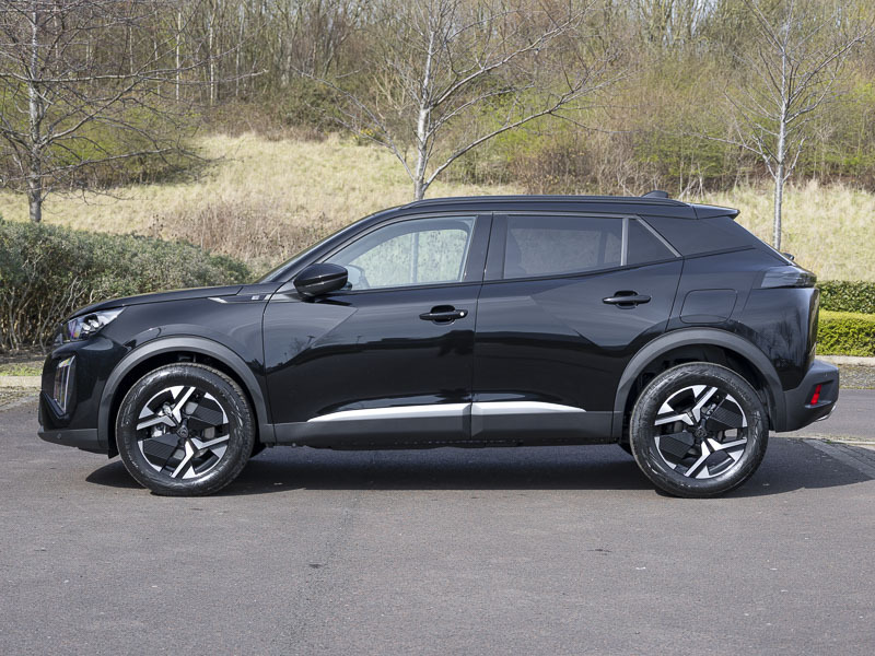 Peugeot e-2008 115Kw Gt 54Kwh Black #4