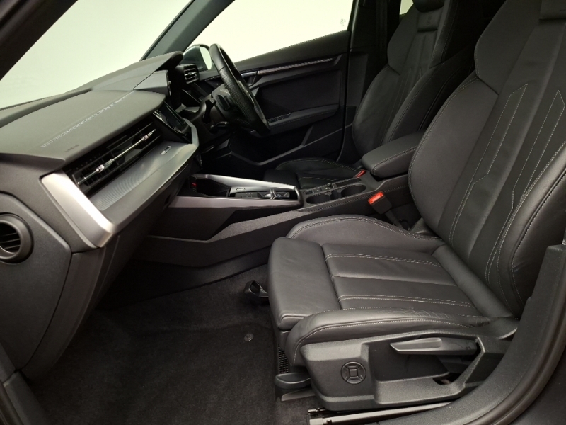 Audi A3 30 Tfsi S Line S Tronic YP73OYS Grey #5