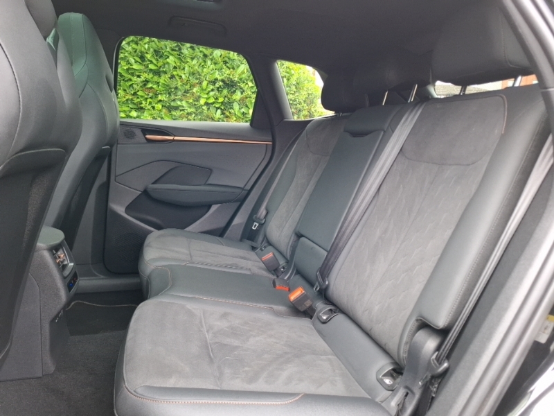 Cupra Terramar 1.5 Etsi 150 V2 Dsg Black #6