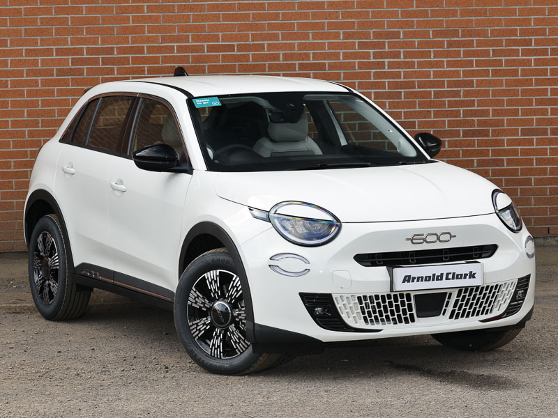 Fiat 600 1.2 Hybrid 48V Edct-6 White