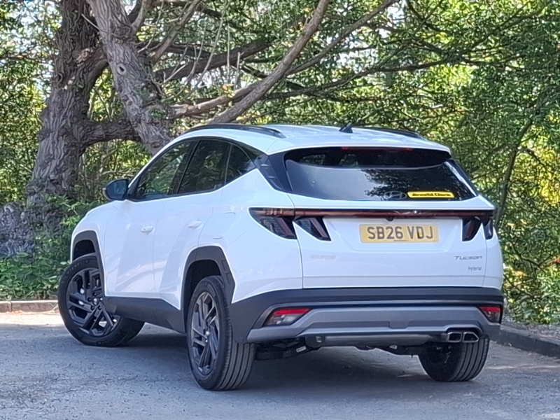 Hyundai Tucson 1.6T 239 Hybrid Black Line SB26VDJ White #2