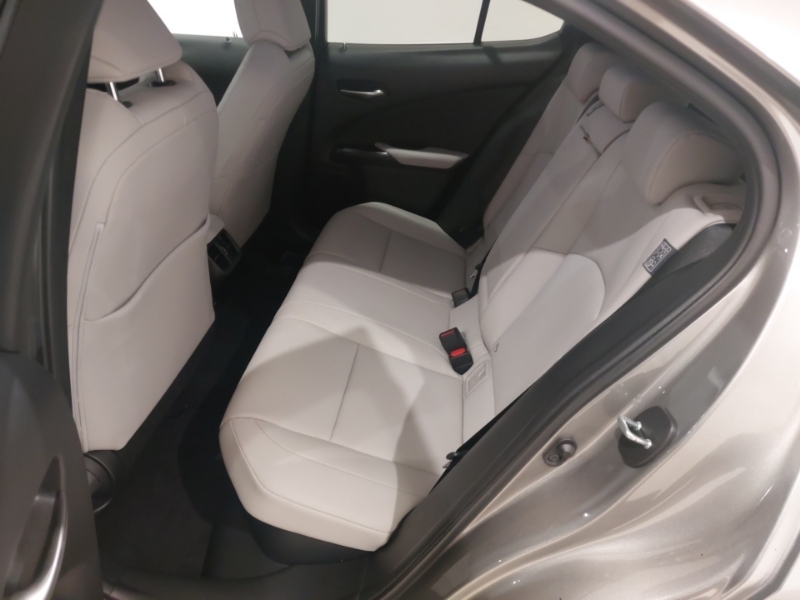Lexus UX 250H 2.0 F-sport Design Cvt Silver #6