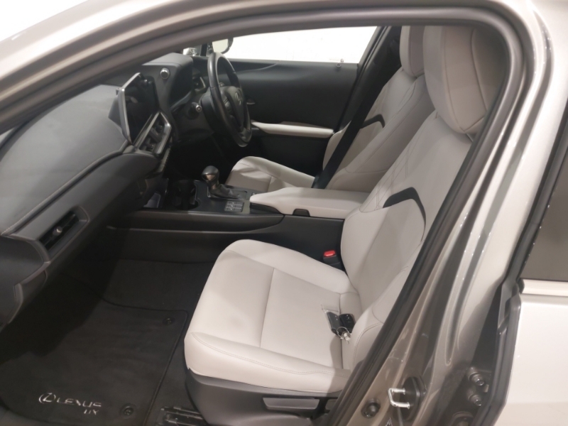 Lexus UX 250H 2.0 F-sport Design Cvt Silver #5