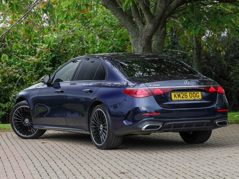 Mercedes-Benz E Class E200 Urban Edition 9G-tronic Blue #2