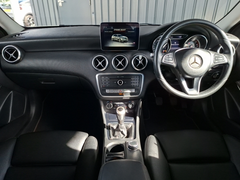 Mercedes-Benz A Class A180d Sport White #3