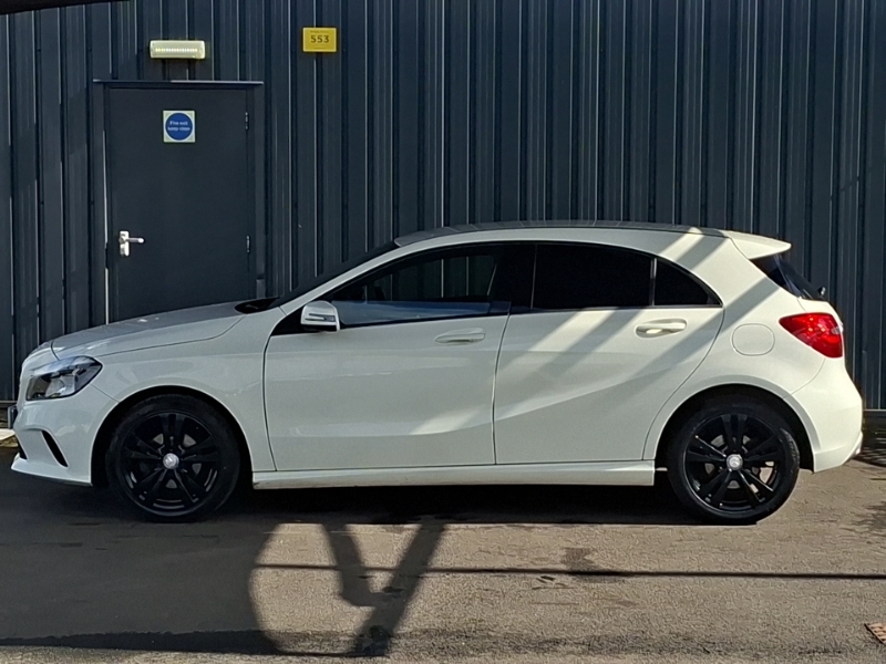 Mercedes-Benz A Class A180d Sport White #4