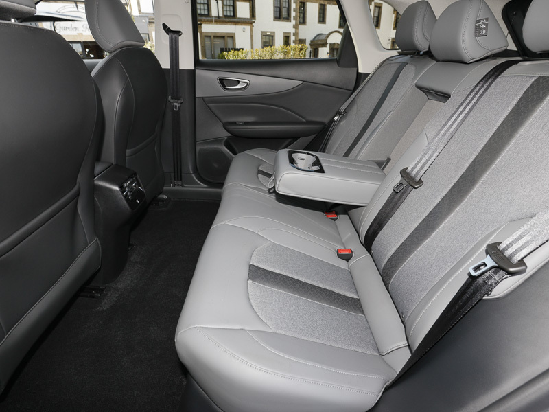 MG MGS5 170Kw Trophy Ev Long Range 64Kwh Black #6