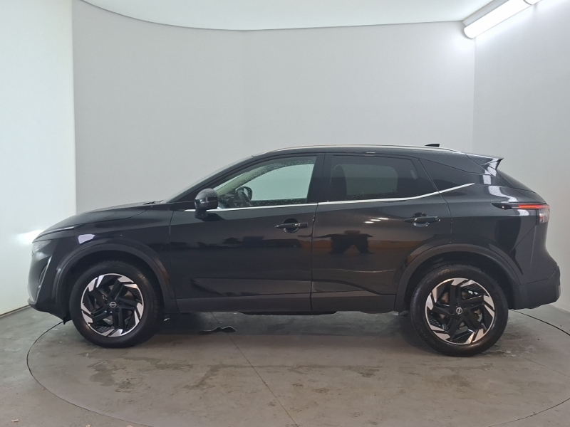 Nissan Qashqai 1.3 Dig-t Mh N-connecta Glass Roof YG75ZKT Black #4