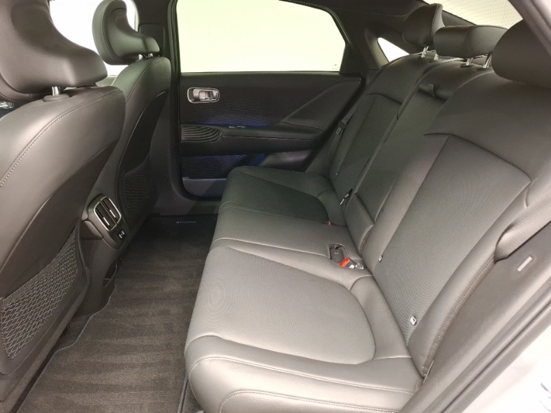 Hyundai Ioniq 6 168Kw Premium 77Kwh Silver #6