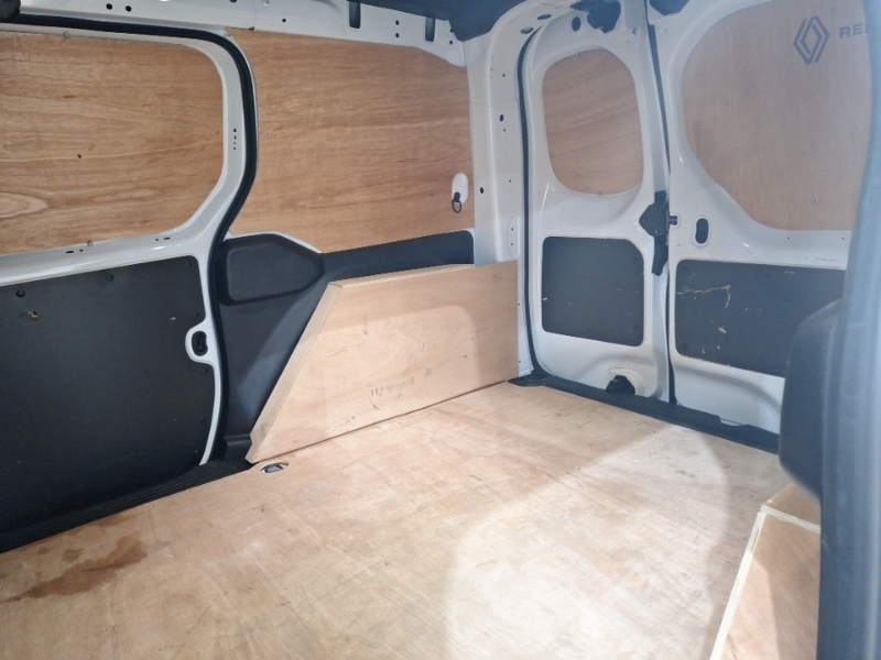Renault Kangoo Ml19 Blue Dci 95 Advance Van White #6