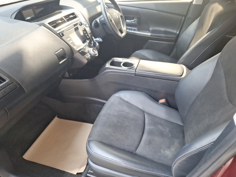 Toyota Prius+ 1.8 Vvti Excel Tss Cvt Red #5