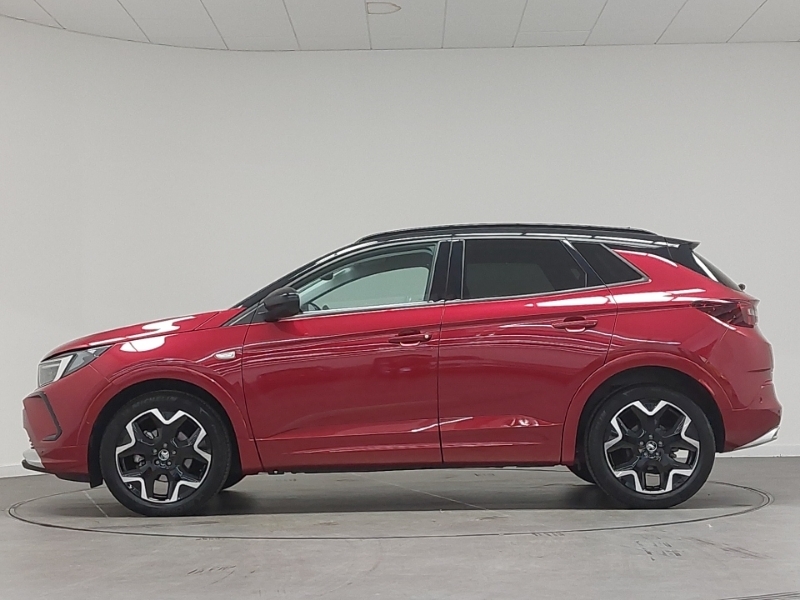 Vauxhall Grandland 1.2 Turbo Ultimate NG23WXO Red #4