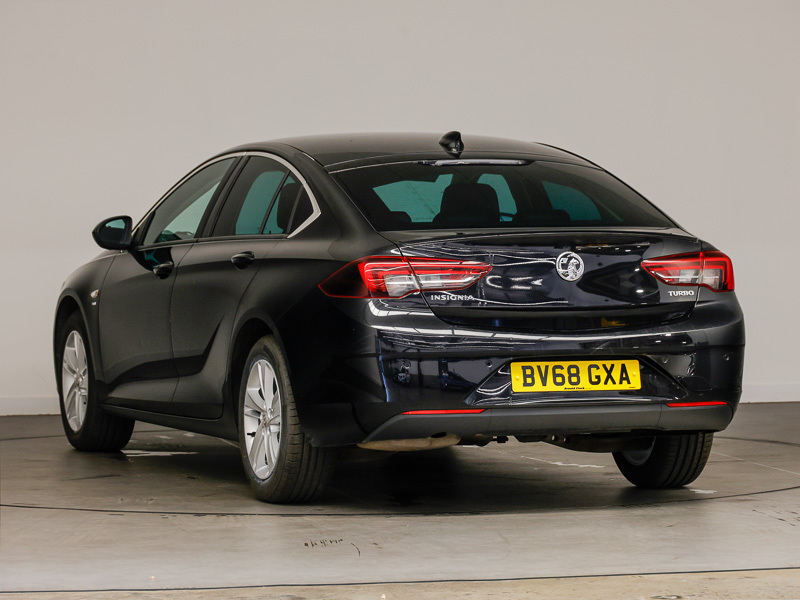 Vauxhall Insignia 1.5T Sri Nav Black #2