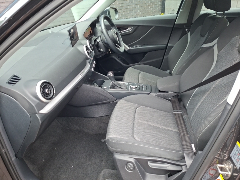 Audi Q2 35 Tfsi Sport S Tronic Grey #5