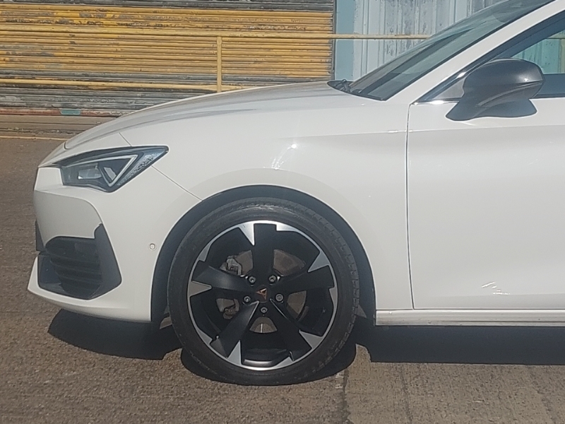 Cupra Leon 1.4 Ehybrid 12.8Kwh Vz2 Estate Plug-in White #19