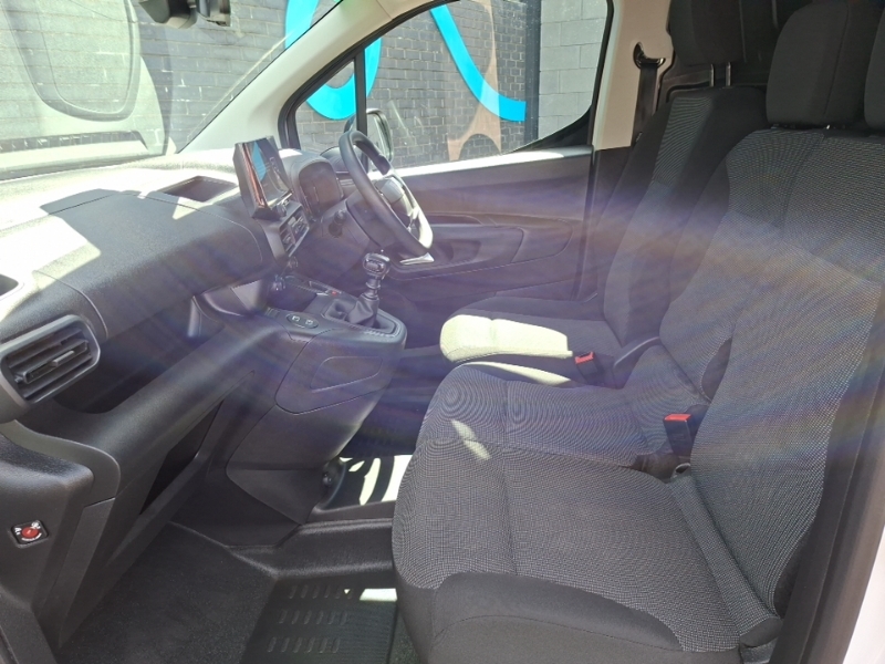 Fiat Doblo 1.5 Multijet 100 H1 Van Primo White #5