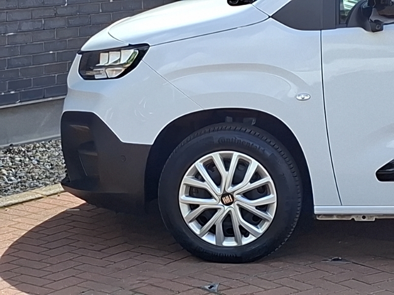Fiat Doblo 1.5 Multijet3 1000Kg Panel Van S White #19