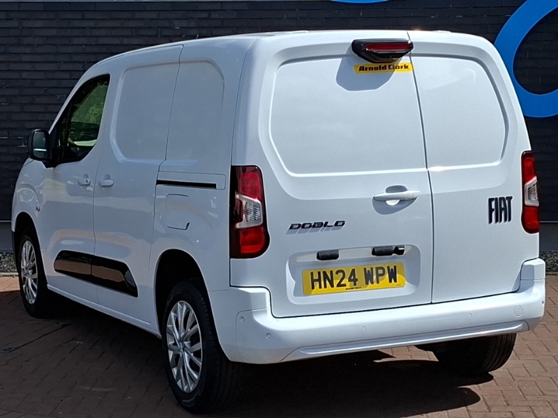 Fiat Doblo 1.5 Multijet 100 H1 Van Primo White #2