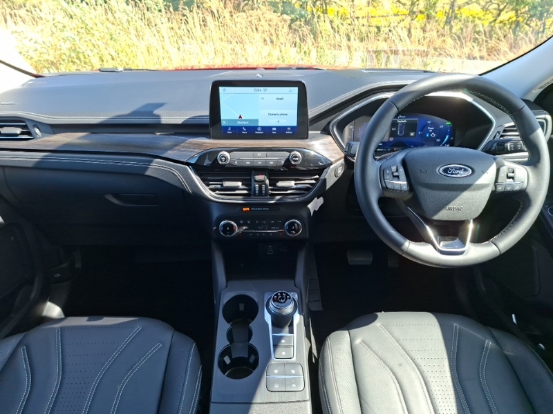 Ford Kuga 2.5 Fhev Vignale Cvt Red #3