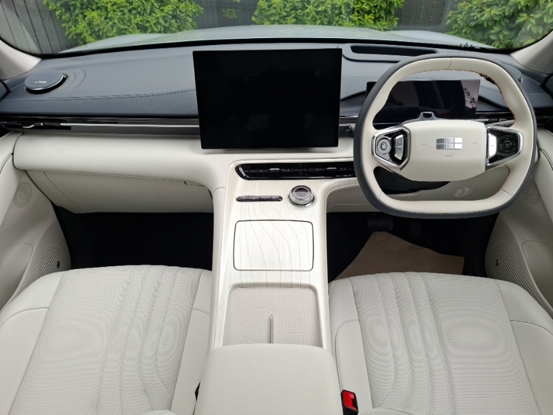 Geely Starray 1.5 Em-i Ultra Silver #4