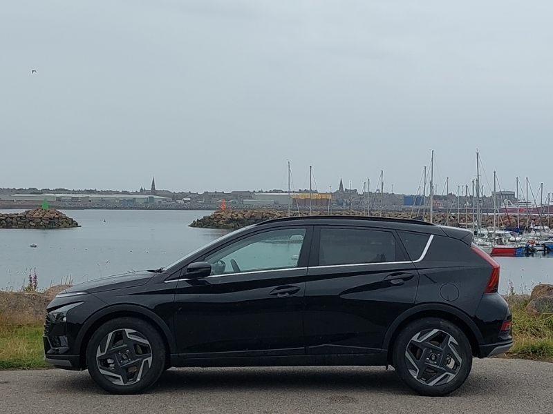 Hyundai Bayon 1.0 Tgdi 90 Tech Line Dct Black #4