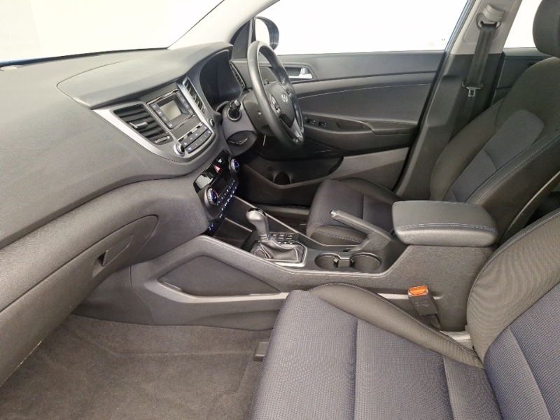Hyundai Tucson 1.7 Crdi Blue Drive Se 2Wd Dct WJ67KAU Blue #5