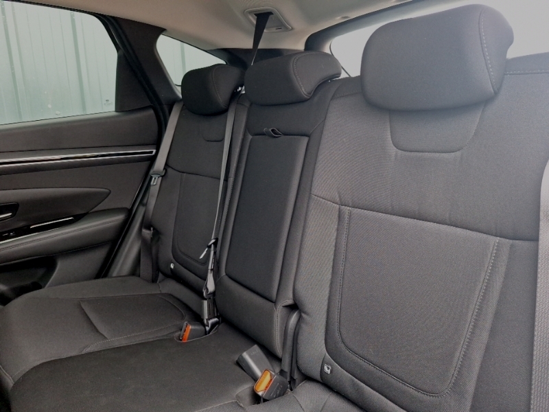 Hyundai Tucson 1.6 Tgdi Se Connect 2Wd White #6