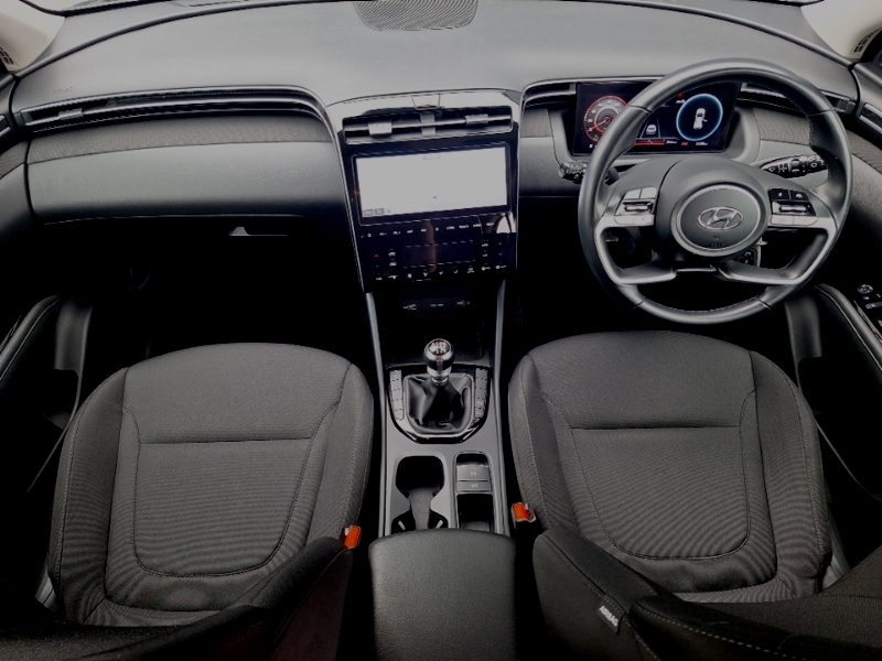 Hyundai Tucson 1.6 Tgdi Se Connect 2Wd White #3