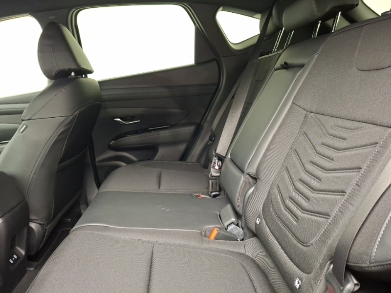 Hyundai Tucson 1.6T 239 Hybrid Black Line PY26NKK Silver #6