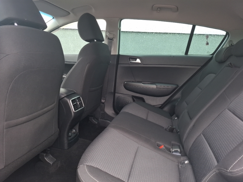 Kia Sportage 1.6 Crdi 48V 4 Black #6