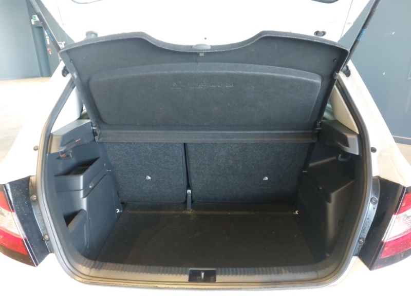 Skoda Fabia 1.0 Mpi Colour Edition Green #16