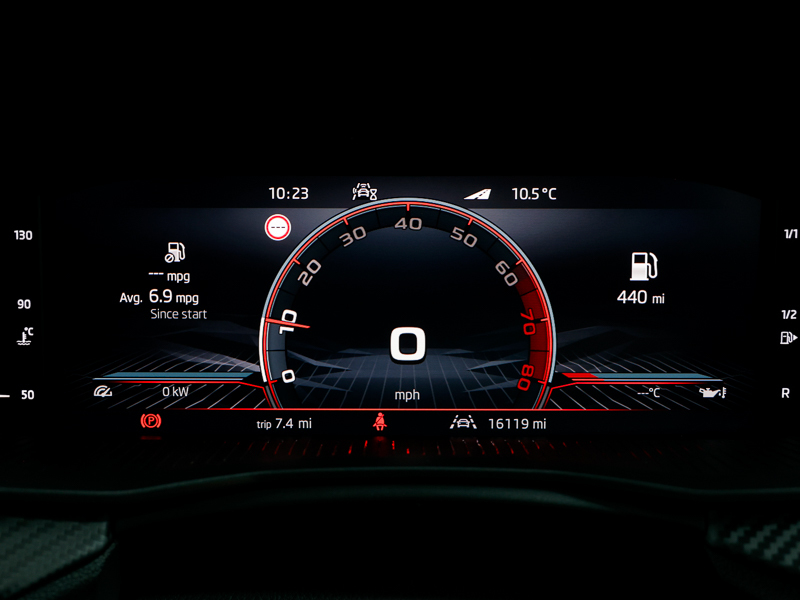Skoda Kamiq Se Grey #18