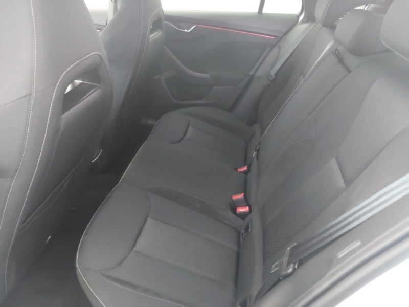 Skoda Kamiq 1.0 Tsi Design Edition Dsg Silver #6