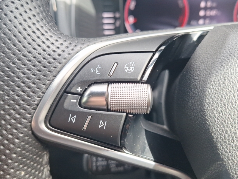 Skoda Karoq Se L Edition Red #12