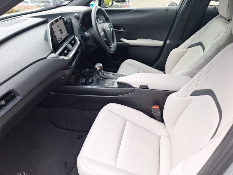 Lexus UX 250H 2.0 F-sport Design Cvt SE23WNG Silver #5