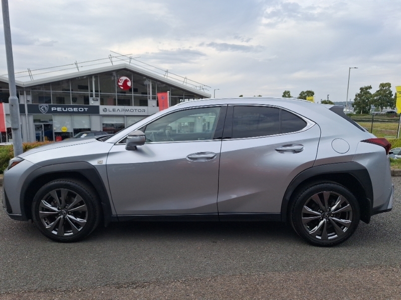 Lexus UX 250H 2.0 F-sport Design Cvt SE23WNG Silver #4