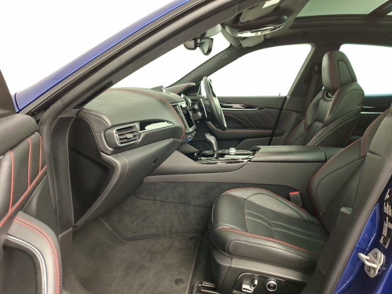Maserati Levante V6 Gransport #7