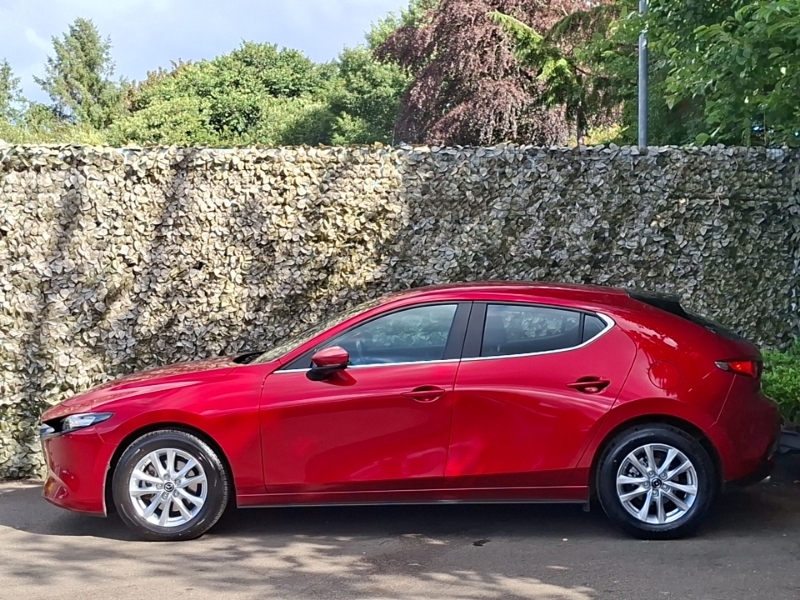 Mazda 3 2.0 E-skyactiv G Mhev Centre-line Red #4