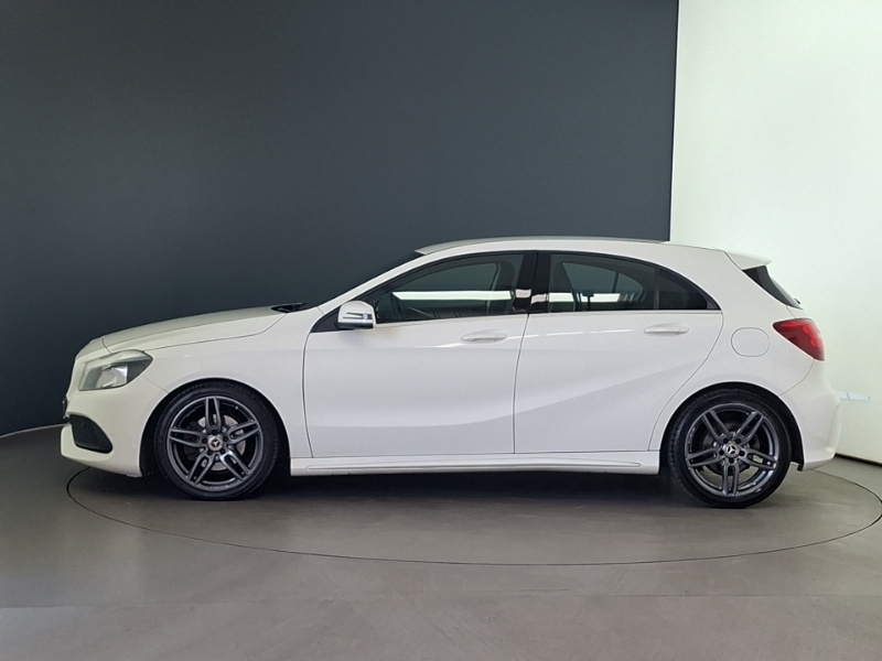 Mercedes-Benz A Class A160 Amg Line White #4
