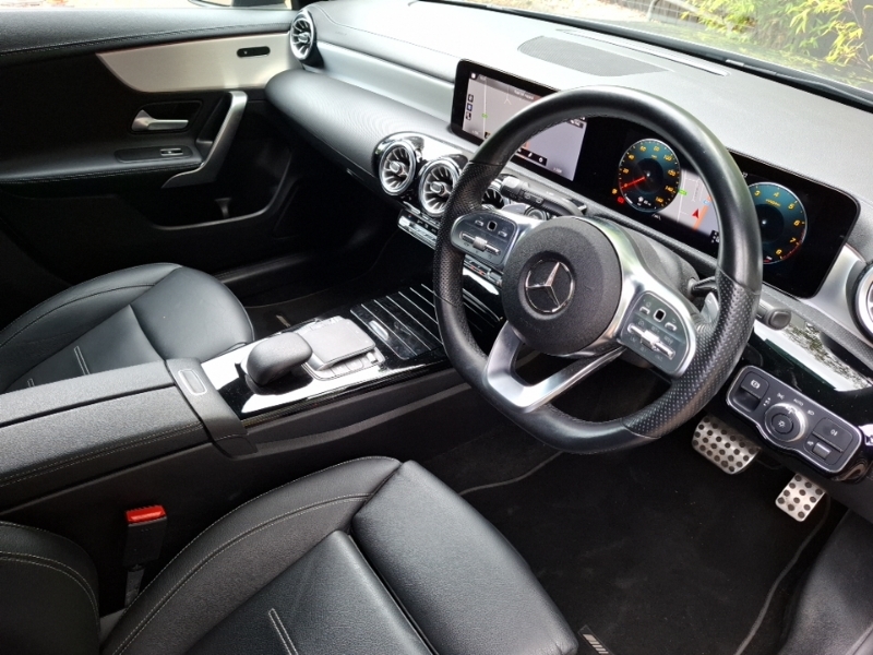 Mercedes-Benz CLA Class Cla 180 Amg Line Premium Plus Tip Black #17