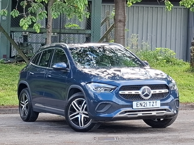 Mercedes-Benz GLA Class Gla 180 Sport Blue