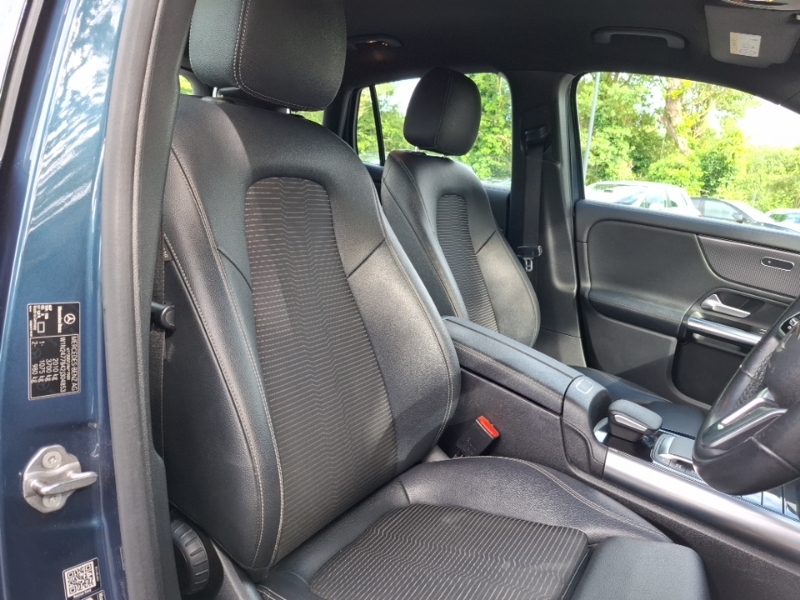 Mercedes-Benz GLA Class 1.3 Gla200 Amg Line 7G-dct Black #17