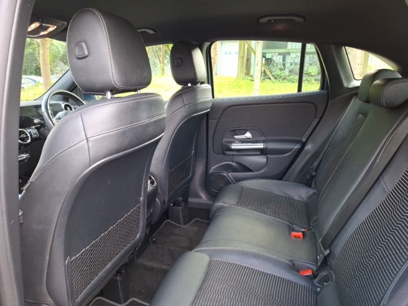 Mercedes-Benz GLA Class Gla 180 Sport Blue #6