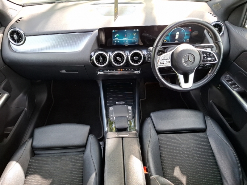Mercedes-Benz GLA Class Gla 180 Sport Blue #3