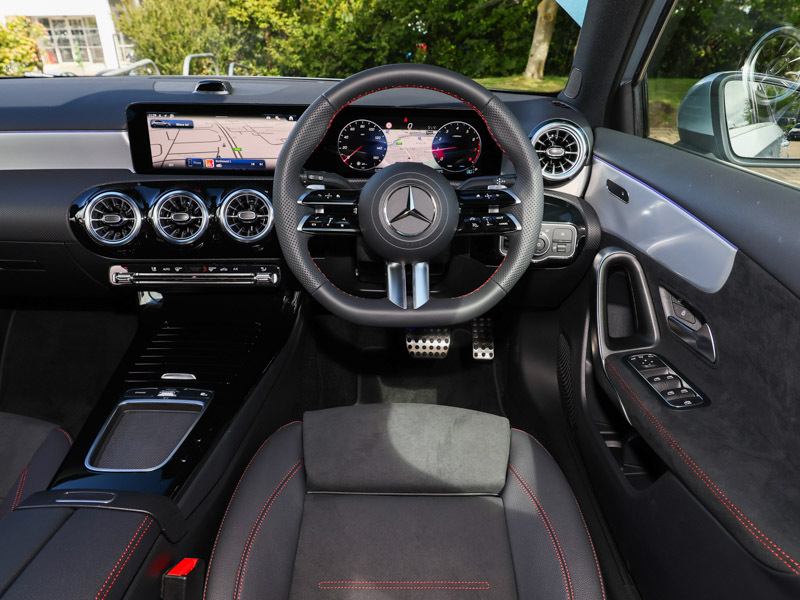 Mercedes-Benz A Class A180 Amg Line Executive 2026 Grey #7