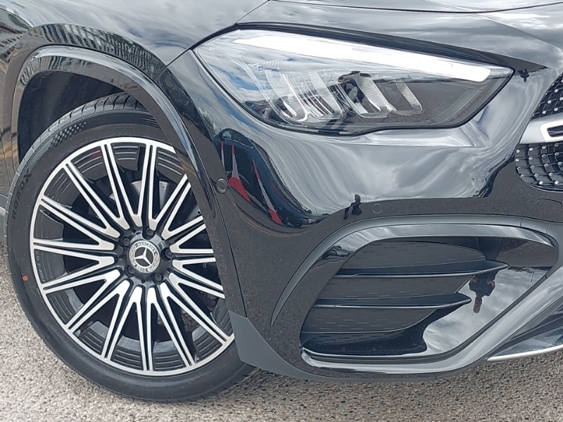 Mercedes-Benz GLA Class Gla 220 D 4Matic Amg Line Premium Black #20