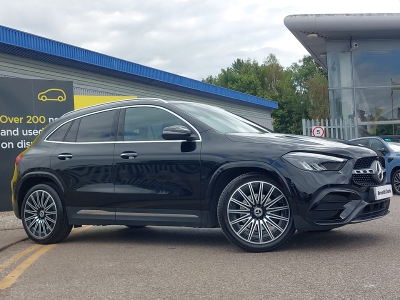 Mercedes-Benz GLA Class Gla 220 D 4Matic Amg Line Premium Black #7