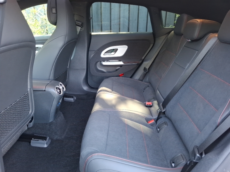Mercedes-Benz CLA Class Cla 250 200Kw Amg Line Executive 85Kwh Black #6