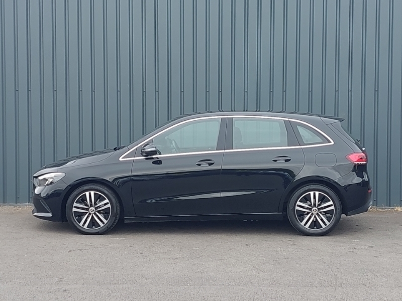 Mercedes-Benz B Class B200d Sport Black #4